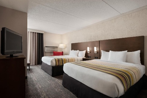 Country Inn & Suites by Radisson, Mt. Pleasant-Racine West, WI image 1