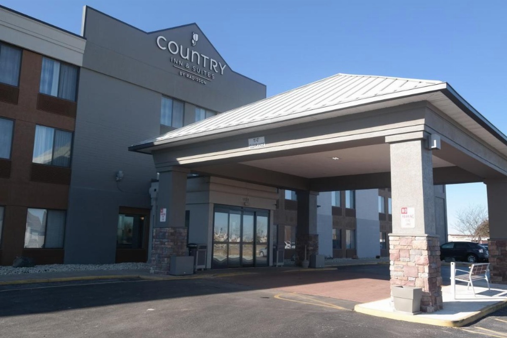 Country Inn & Suites by Radisson, Mt. Pleasant-Racine West, WI Image 21