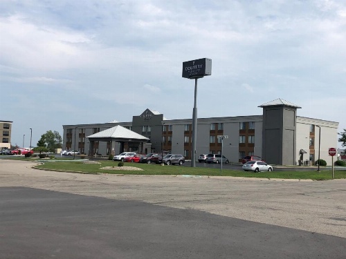 Country Inn & Suites by Radisson, Mt. Pleasant-Racine West, WI image 23