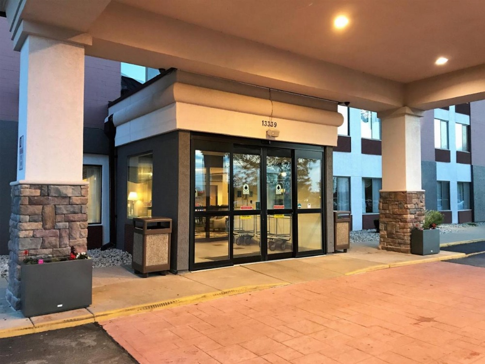 Country Inn & Suites by Radisson, Mt. Pleasant-Racine West, WI Image 48